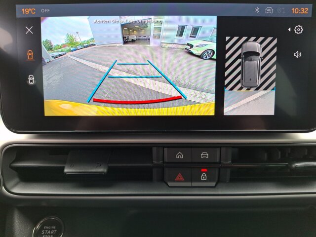 Jeep Avenger e-Hybrid MY25 Altitude 1.2l T3 48V FWD Jeep Avenger e-Hybrid MY25 Altitude 1.2l T3 48V FWD