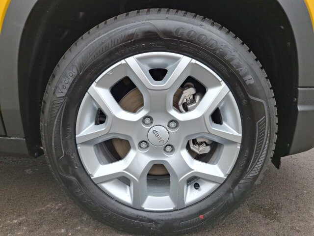 Jeep Avenger e-Hybrid MY25 Altitude 1.2l T3 48V FWD Jeep Avenger e-Hybrid MY25 Altitude 1.2l T3 48V FWD