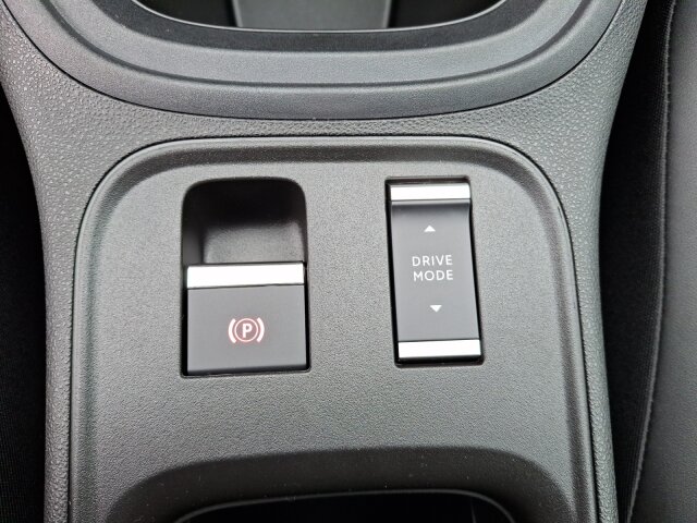 Jeep Avenger e-Hybrid MY25 Altitude 1.2l T3 48V FWD Jeep Avenger e-Hybrid MY25 Altitude 1.2l T3 48V FWD