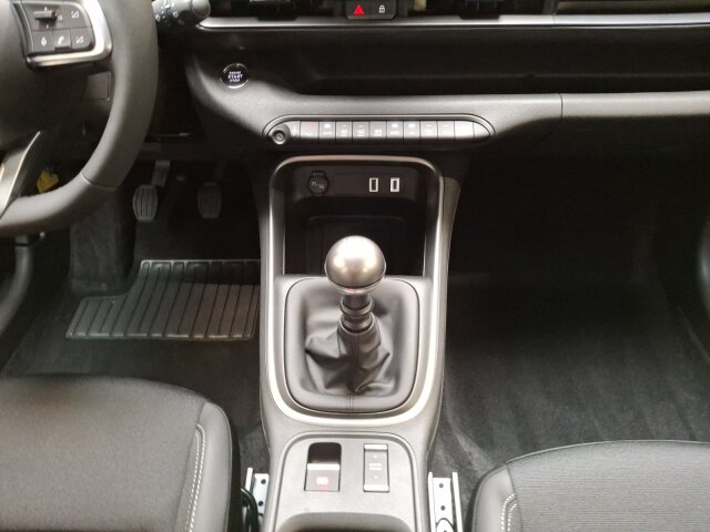 Jeep Avenger Benziner Altitude MY25 1.2 T-GDI Jeep Avenger Benziner Altitude MY25 1.2 T-GDI