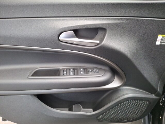 Jeep Avenger e-Hybrid MY25 Altitude 1.2l T3 48V FWD Jeep Avenger e-Hybrid MY25 Altitude 1.2l T3 48V FWD