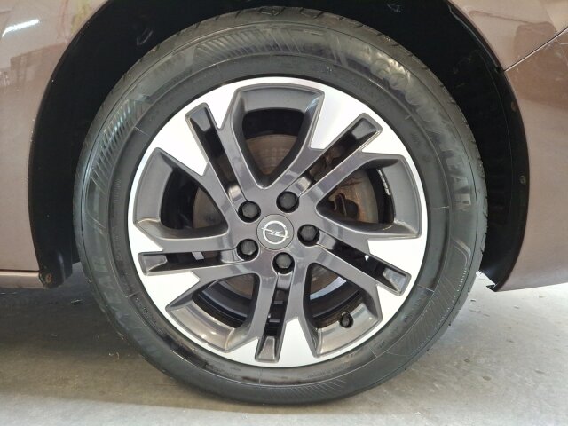 Opel Zafira Life 2.0 D M Edition 8-Sitzer Automatik Navi AHK 177PS Opel Zafira Life 2.0 D M Edition 8-Sitzer Automatik Navi AHK 177PS