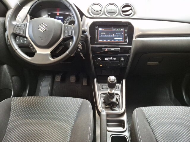 Suzuki Vitara 1.4 HYBRID Comfort Klimaautomatik Allwetter Suzuki Vitara 1.4 HYBRID Comfort Klimaautomatik Allwetter