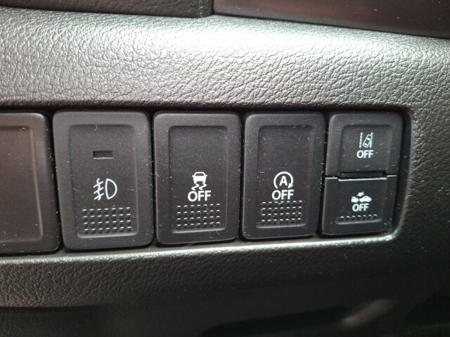 Suzuki Vitara 1.4 HYBRID Comfort Klimaautomatik Allwetter Suzuki Vitara 1.4 HYBRID Comfort Klimaautomatik Allwetter