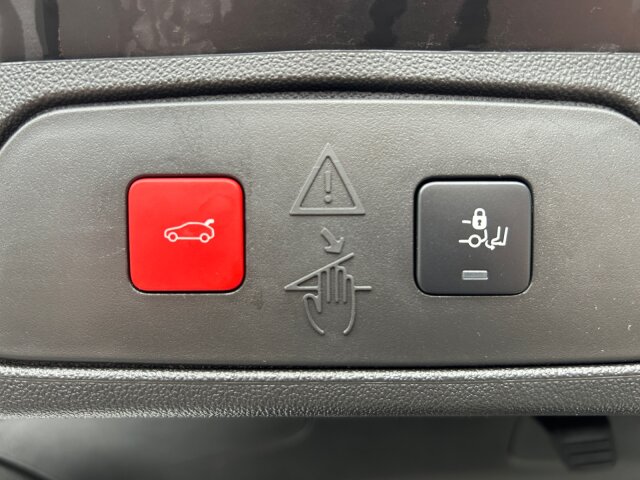 Opel Grandland 1.2 Turbo GS Line Automatik Alcantara Allwetter (THC) Opel Grandland 1.2 Turbo GS Line Automatik Alcantara Allwetter (THC)