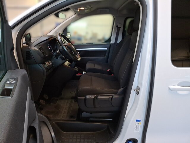 Opel Zafira Life 2.0 D M Edition 8-Sitzer Klimaautomatik Sitzheizung Navi 144PS Opel Zafira Life 2.0 D M Edition 8-Sitzer Klimaautomatik Sitzheizung Navi 144PS