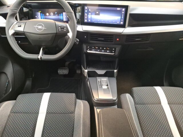 Opel Frontera GS 1.2 Klimaautomatik Radio 10 Navi Alu (TZ) Opel Frontera GS 1.2 Klimaautomatik Radio 10 Navi Alu (TZ)