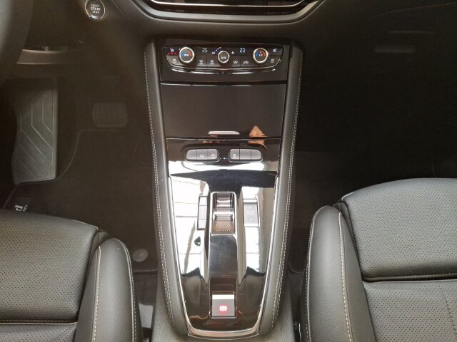 Opel Grandland 1.2 Turbo GS Line Automatik Leder Allwetter Opel Grandland 1.2 Turbo GS Line Automatik Leder Allwetter