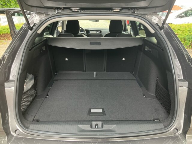 Opel Astra ST 1.2 Edition +Rückfahrkamera+LED+LHZ Opel Astra ST 1.2 Edition +Rückfahrkamera+LED+LHZ