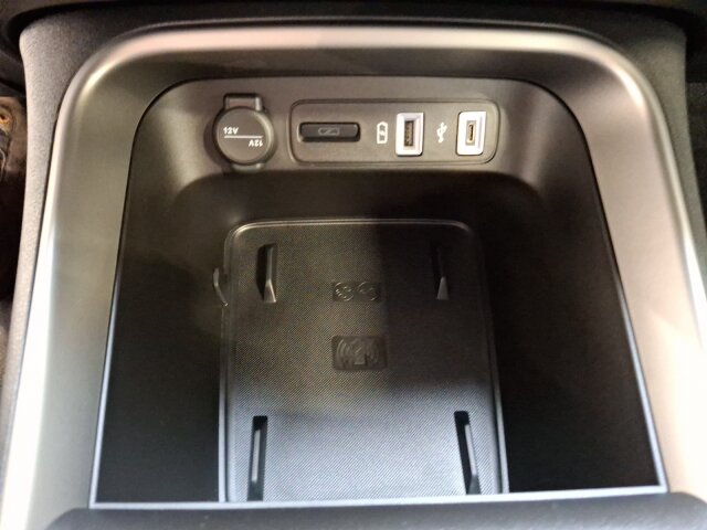 Jeep Avenger Benziner MY24 Altitude 1.2 T3 MT FWD Jeep Avenger Benziner MY24 Altitude 1.2 T3 MT FWD