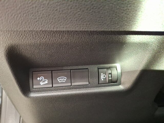 Jeep Avenger Benziner MY24 Altitude 1.2 T3 MT FWD Jeep Avenger Benziner MY24 Altitude 1.2 T3 MT FWD