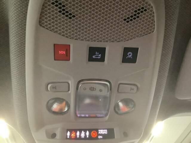 Jeep Avenger Benziner MY24 Altitude 1.2 T3 MT FWD Jeep Avenger Benziner MY24 Altitude 1.2 T3 MT FWD