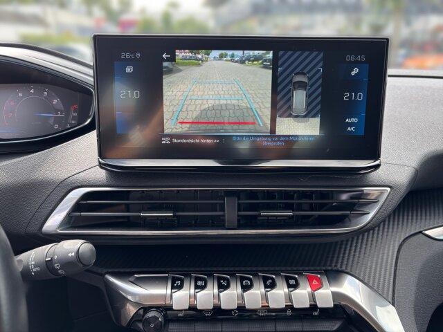 Peugeot 3008 Active Pack 130 +Navi+LED+Kamera+SHZ+ Peugeot 3008 Active Pack 130 +Navi+LED+Kamera+SHZ+