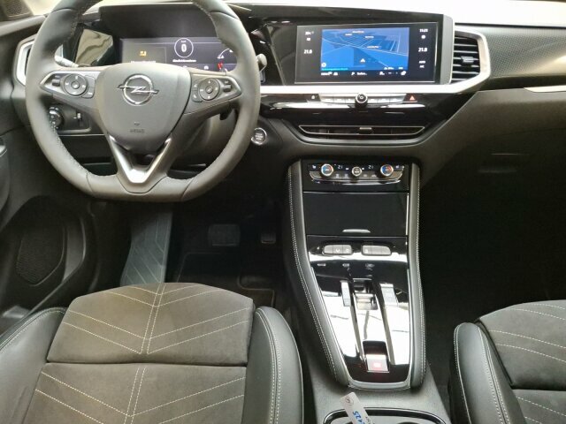 Opel Grandland 1.2 Turbo GS Line Automatik Alcantara Allwetter (THC) Opel Grandland 1.2 Turbo GS Line Automatik Alcantara Allwetter (THC)