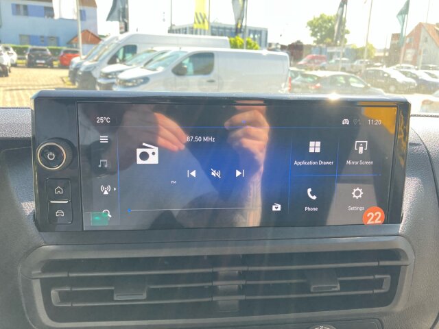 Opel Vivaro 1.5 D DoKa Flexspace M +AHZV+Allwetter+ Opel Vivaro 1.5 D DoKa Flexspace M +AHZV+Allwetter+