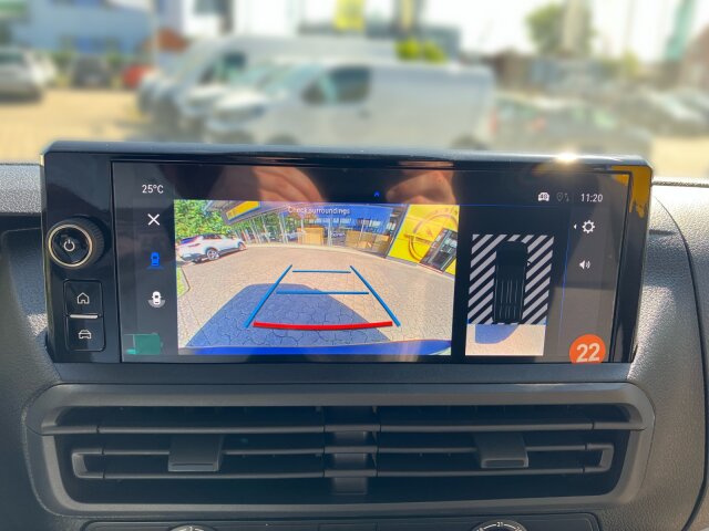 Opel Vivaro 1.5 D DoKa Flexspace M +AHZV+Allwetter+ Opel Vivaro 1.5 D DoKa Flexspace M +AHZV+Allwetter+