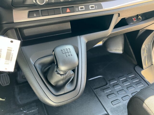 Opel Vivaro 1.5 D DoKa Flexspace M +AHZV+Allwetter+ Opel Vivaro 1.5 D DoKa Flexspace M +AHZV+Allwetter+