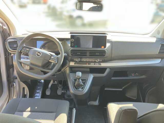 Opel Vivaro 1.5 D DoKa Flexspace M +AHZV+Allwetter+ Opel Vivaro 1.5 D DoKa Flexspace M +AHZV+Allwetter+
