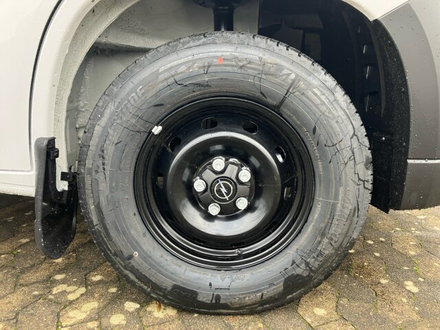 Opel Movano DoKa 7-Sitze +Allwetter+AHK+Kamera+ Opel Movano DoKa 7-Sitze +Allwetter+AHK+Kamera+