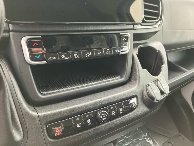 Opel Movano 2.2d 3,5t L3H2 +Rückfahrkamera+AHZV+Navi+ Opel Movano 2.2d 3,5t L3H2 +Rückfahrkamera+AHZV+Navi+