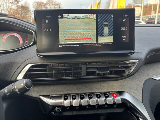Peugeot 3008 GT 130 EAT8 Navi+Grip+SHZ+Kamera Peugeot 3008 GT 130 EAT8 Navi+Grip+SHZ+Kamera