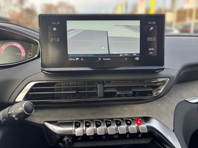 Peugeot 3008 GT 130 EAT8 Navi+Grip+SHZ+Kamera Peugeot 3008 GT 130 EAT8 Navi+Grip+SHZ+Kamera