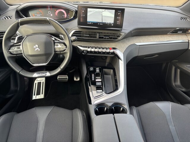 Peugeot 3008 GT 130 EAT8 Navi+Grip+SHZ+Kamera Peugeot 3008 GT 130 EAT8 Navi+Grip+SHZ+Kamera