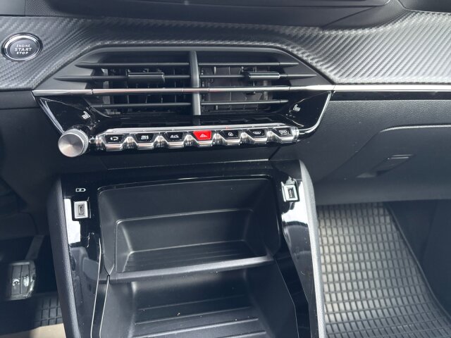 Peugeot Active 136 Elektromotor +SHZ+EPH+Klima+ Peugeot Active 136 Elektromotor +SHZ+EPH+Klima+