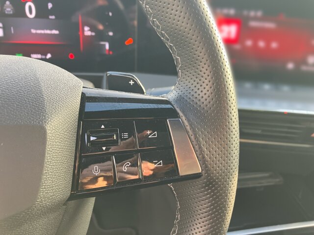 Opel Astra L 1.2 Turbo GS Line Automatik Klimaautomatik Sitzheizung Opel Astra L 1.2 Turbo GS Line Automatik Klimaautomatik Sitzheizung