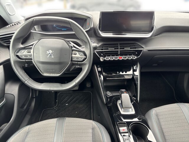 Peugeot E-2008 Allure Pack 136 +EPH+Klima+LED+11KW OBC+ Peugeot E-2008 Allure Pack 136 +EPH+Klima+LED+11KW OBC+
