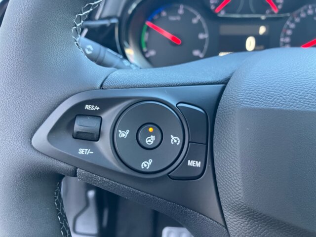 Opel Corsa F 1.2 Hybrid Edition +Allwetter+SHZ+LHZ+ Opel Corsa F 1.2 Hybrid Edition +Allwetter+SHZ+LHZ+