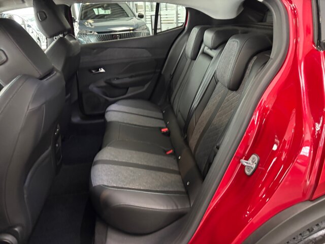 Peugeot Peugeot 408 Allure Pack +ACC+Kamera+Keyless-Go+ Peugeot Peugeot 408 Allure Pack +ACC+Kamera+Keyless-Go+