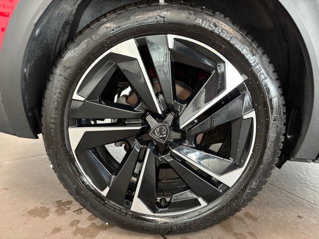 Peugeot Peugeot 408 Allure Pack +ACC+Kamera+Keyless-Go+ Peugeot Peugeot 408 Allure Pack +ACC+Kamera+Keyless-Go+