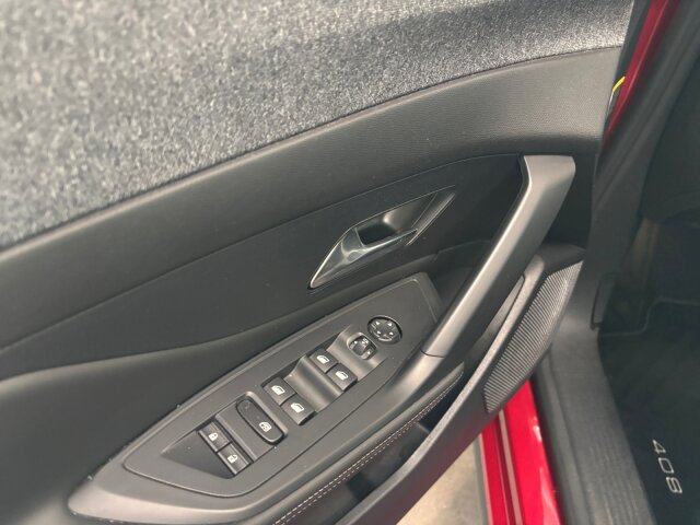 Peugeot Peugeot 408 Allure Pack +ACC+Kamera+Keyless-Go+ Peugeot Peugeot 408 Allure Pack +ACC+Kamera+Keyless-Go+