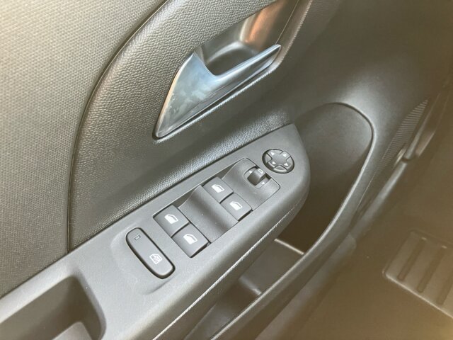 Opel Corsa F 1.2 Hybrid Edition +Allwetter+LHZ+EPH+ Opel Corsa F 1.2 Hybrid Edition +Allwetter+LHZ+EPH+