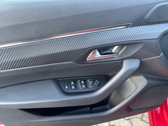 Peugeot 508 PHEV SW Allure Pack +ACC+Keyless+LED+Navi+ Peugeot 508 PHEV SW Allure Pack +ACC+Keyless+LED+Navi+