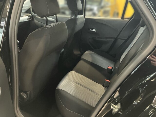 Opel Corsa Edition 1.2 +Allwetter+LHZ+SHZ+LED Opel Corsa Edition 1.2 +Allwetter+LHZ+SHZ+LED