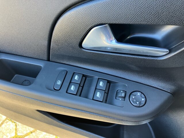 Opel Corsa F 1.2 Hybrid Edition +Allwetter+LHZ+EPH+ Opel Corsa F 1.2 Hybrid Edition +Allwetter+LHZ+EPH+