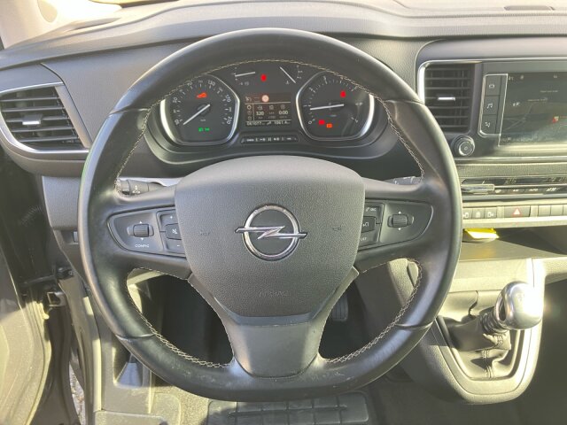 Opel Zafira Life 2.0 D M Innovation 8-Sitzer Klimaautomatik Leder Navi 150PS Opel Zafira Life 2.0 D M Innovation 8-Sitzer Klimaautomatik Leder Navi 150PS