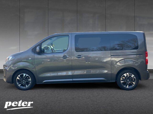 Opel Zafira Life 2.0 D M Innovation 8-Sitzer Klimaautomatik Leder Navi 150PS Opel Zafira Life 2.0 D M Innovation 8-Sitzer Klimaautomatik Leder Navi 150PS