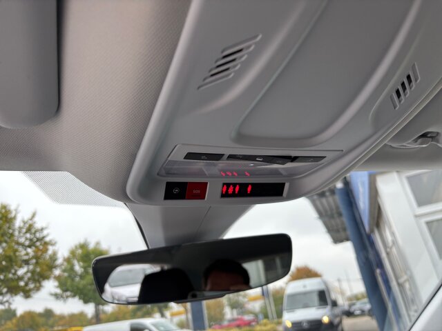 Opel 1.6 Plug-in-Hybrid Edition Automatik Sitzheizung 224PS Opel 1.6 Plug-in-Hybrid Edition Automatik Sitzheizung 224PS