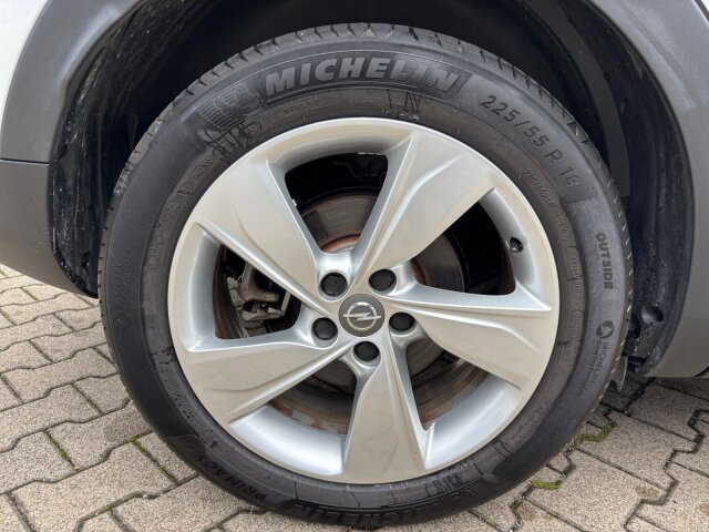 Opel 1.6 Plug-in-Hybrid Edition Automatik Sitzheizung 224PS Opel 1.6 Plug-in-Hybrid Edition Automatik Sitzheizung 224PS