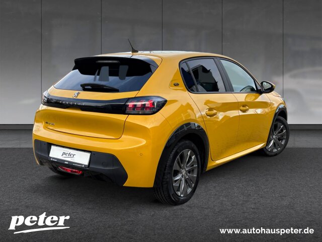 Peugeot e208 136 Active Pack 11 KW Charger+SHZ+EPH Peugeot e208 136 Active Pack 11 KW Charger+SHZ+EPH