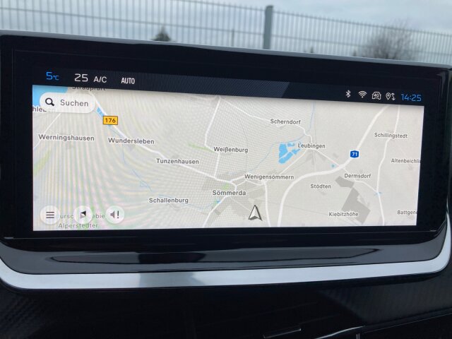 Peugeot 2008 Allure 130 +LED+Navi+Kamera+SHZ+EPH+ Peugeot 2008 Allure 130 +LED+Navi+Kamera+SHZ+EPH+