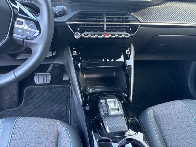 Peugeot E-208 Allure Pack 136 +Klima+EPH+SHZ+LED+ Peugeot E-208 Allure Pack 136 +Klima+EPH+SHZ+LED+