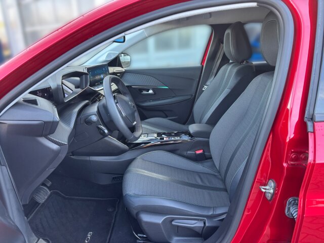 Peugeot E-208 Allure Pack 136 +Klima+EPH+SHZ+LED+ Peugeot E-208 Allure Pack 136 +Klima+EPH+SHZ+LED+