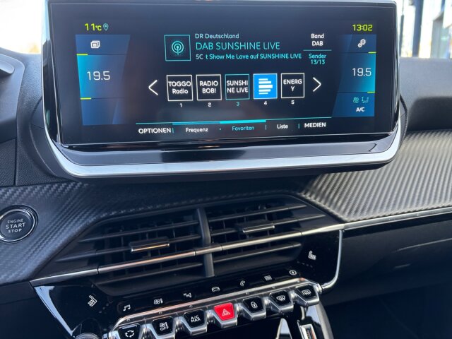 Peugeot E-208 Allure Pack 136 +Klima+EPH+SHZ+LED+ Peugeot E-208 Allure Pack 136 +Klima+EPH+SHZ+LED+