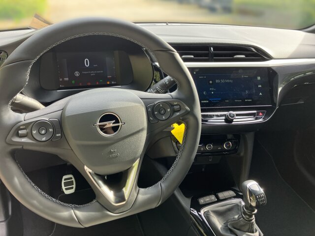 Opel Corsa F 1.2 GS Einparkhilfe Lenkradheizung SHZ Opel Corsa F 1.2 GS Einparkhilfe Lenkradheizung SHZ