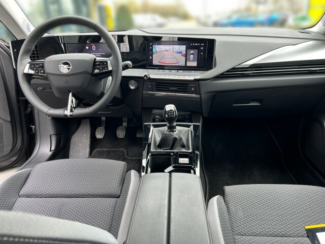 Opel Astra ST Edition 1.2T 81kW(110)(MT6) Opel Astra ST Edition 1.2T 81kW(110)(MT6)