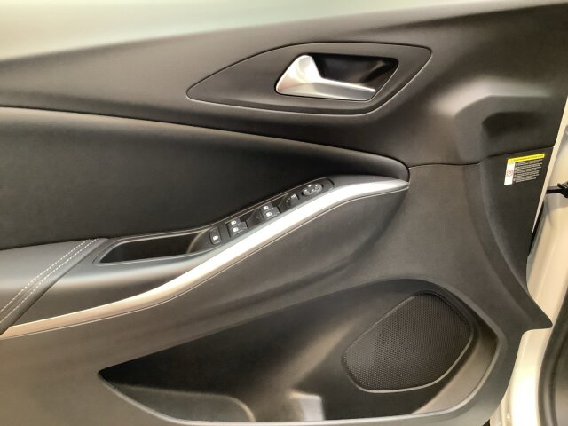 Opel Grandland 1.2 GS beh. Frontscheibe Matrix LED Opel Grandland 1.2 GS beh. Frontscheibe Matrix LED